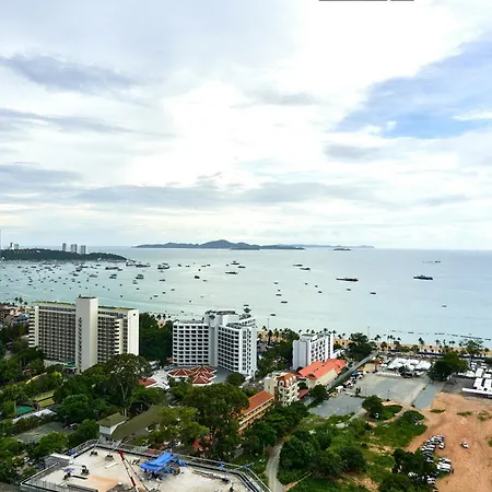 Muxa&Centricsea Apartment Pattaya Room photo